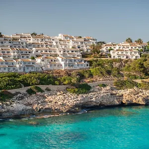 blau-punta-reina-resort.allmallorcahotels.com/